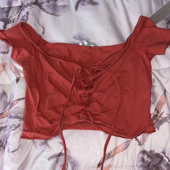 Cute fall top - Picture 1 of 1